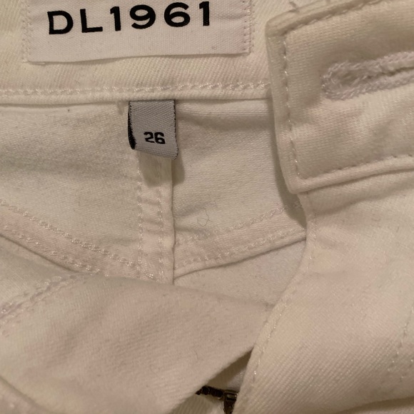 Dl1961 Lara instasculpt kick flare crop white jeans 26 - Picture 3 of 7